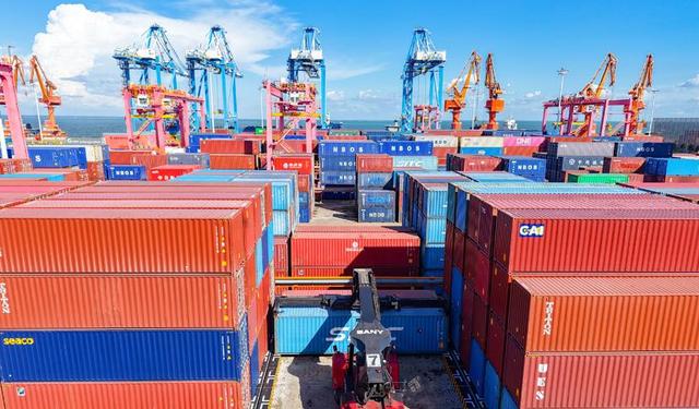 看来是真急了，德国请求中国给予出口豁免，外长亲自打电话给中方