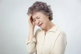 经常头晕、头胀的人注意了！你们或已被脑血管疾病盯上了图片