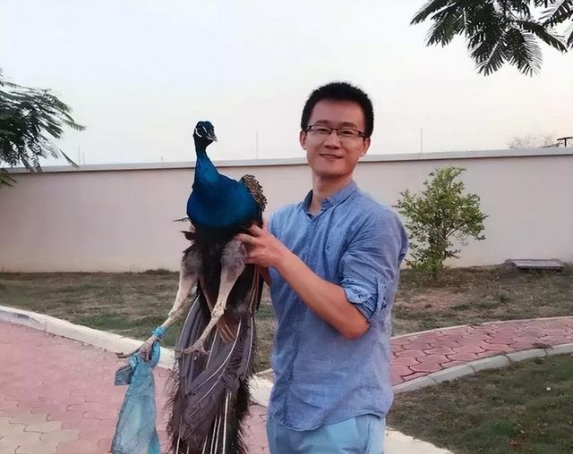 河南小伙在非洲14年，这里一夫多妻，男人只用玩，女人干活地位低