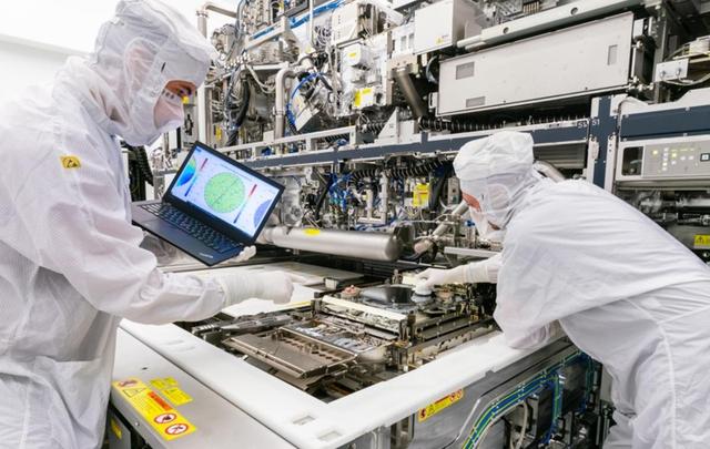 突破西方封锁！中国自研DUV光刻机测试成功，5nm制程不再是梦？