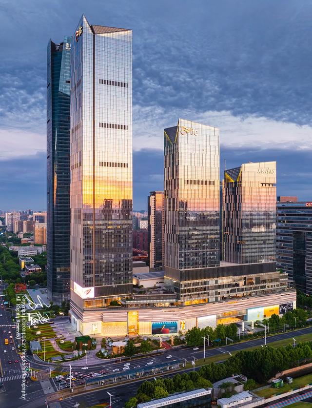 416米!88层!南京新地标终于要亮相,观光层美景太震撼!