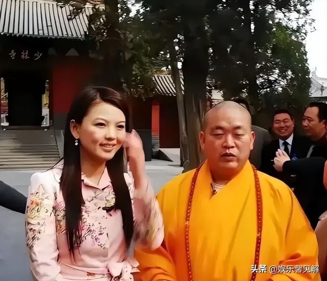 李湘不再隐忍，坦白与释永信的真实关系，亲吻照终于真相大白