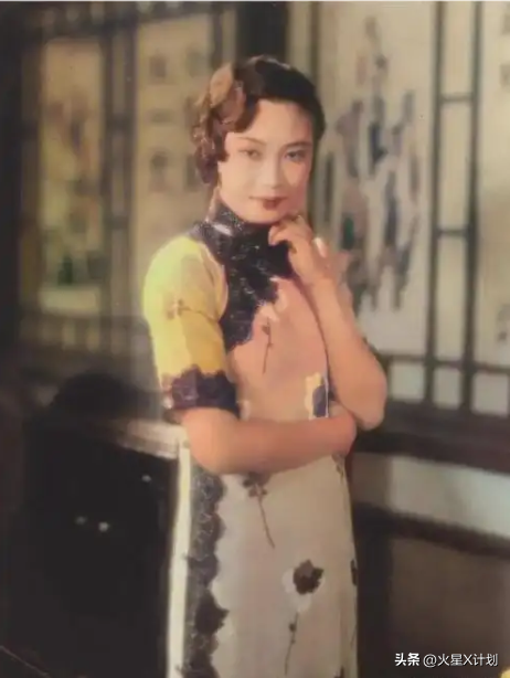 戴笠与胡蝶的真实影像，胡蝶美艳摄人心魄，戴笠面容冷峻不怒自威