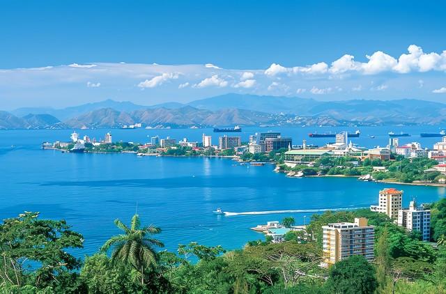 巴拿马政府急令原地修复被拆毁的华人纪念碑