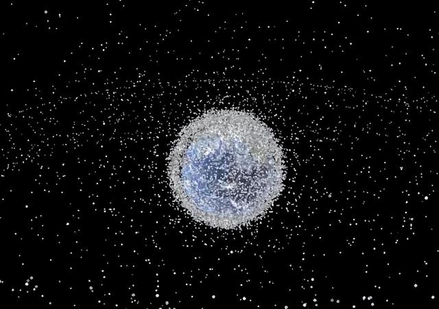 太空碎片威胁升级，神舟二十号飞船遭撞击，6名航天员能否长驻？