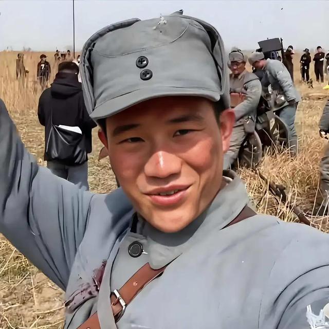 时隔二十多年，嘎子和英子再重逢，两人的差距早就天差地别