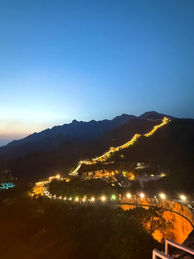 人生要去两次长城，一次白天，一次夜晚——八达岭夜游攻略