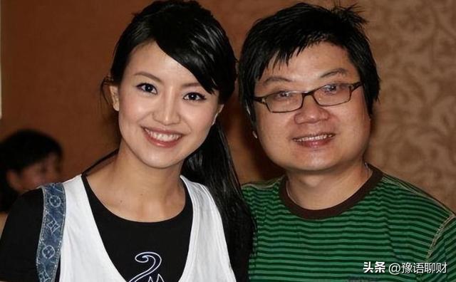 和撒贝宁同居四年，转身和富豪在一起，没想到如今却沦落至此