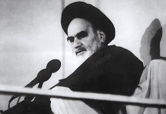 以伊两国恩仇历史：曾经的盟友为何变成如今的死敌？