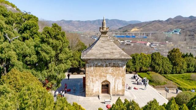 周末出发！济南这条自驾线路串起古建、名泉、红叶，美极了！