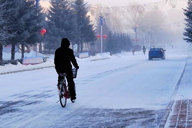 “立春除夕前，春打六九头”，2026年立春不一般，有何预兆？