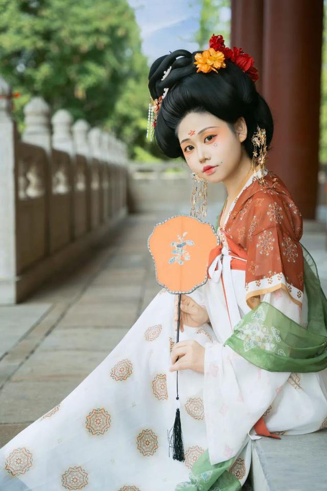 开学周末去哪玩？枣庄在校大学生游台儿庄古城门票免费，解锁秋日研学+打卡双重体验