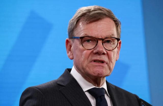 王毅点名高市早苗，德外长态度180度转变，说出中方最在意的话