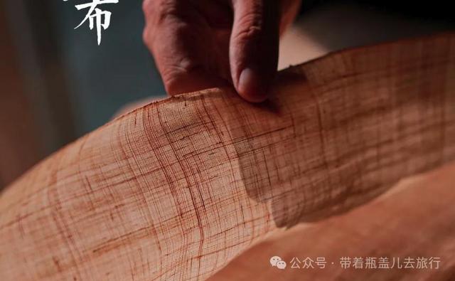 四川南部小城，与网红荣昌一字之差，为何游客都往隔壁邻居家跑？
