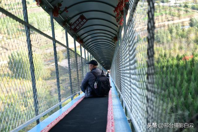 邢台天梯山：秋色美景入画来