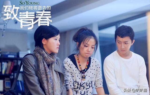 拔出萝卜带出泥！49岁赵薇近况被曝，原来圈内封杀只是冰山一角