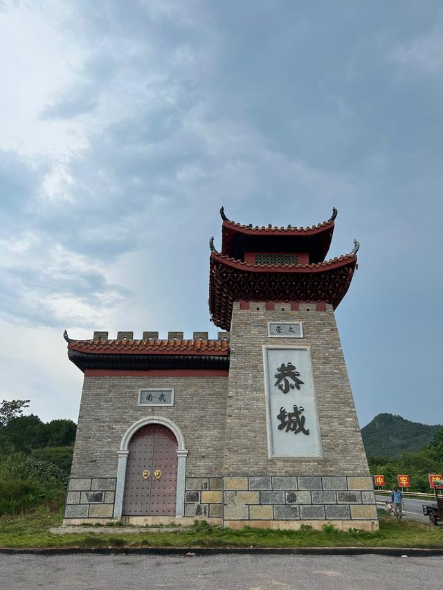 广西隐藏的宝藏小城！恭城：不输桂林的山水，独一份的油茶香🍃