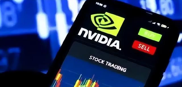 英伟达市值冲破5万亿！芯片巨无霸碾压日德GDP，是神话还是泡沫？