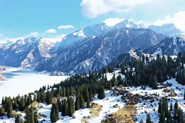 冬日库车暖心邀约，旅游优惠大来袭！