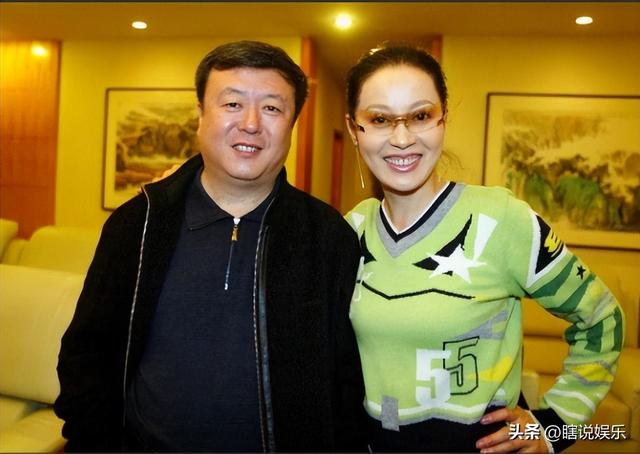 她因年轻漂亮被导演占为己有，16年后老公故技重施，再抱得美人归