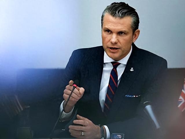 特朗普接班人被枪杀前，中美几小时内通话两次，美方做出一个保证