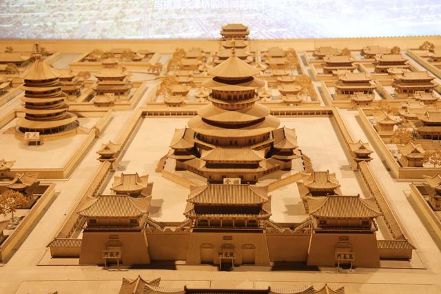 豫见千年 在洛阳、许昌、郑州与开封的时光褶皱里穿行