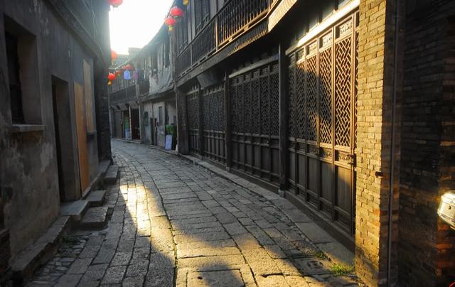 苏州人气最旺的三条街,千百年繁华不断,游客常年络绎不绝