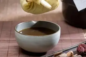 鼻炎就是阳气枯竭了，一个中成药，给脾肺开小灶，阳气升鼻子通图片