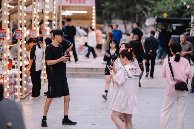 两大央媒齐聚焦！这里的周末，藏着逛不够的精彩！