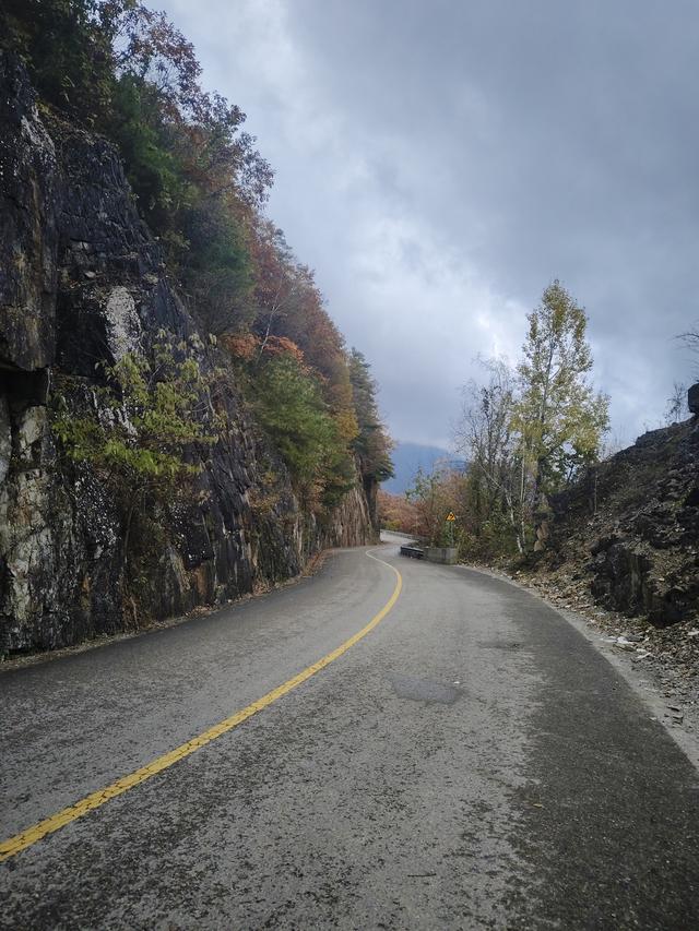 南行漫记：329公里的穿越之路，带你一起看红叶