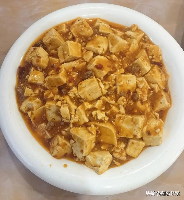 新疆游最后一站～若羌博物馆看楼兰美女，游玩青海茫崖翡翠湖(10)