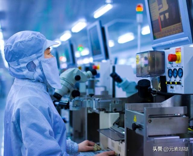 中国还有底牌？比稀土更狠的中国底牌，彻底卡住美科技命门！