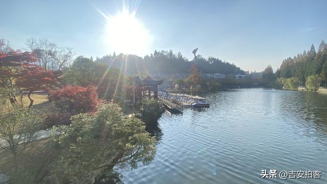 美丽吉安：初冬的井冈山挹翠湖公园风光迷人（摄/王伟）