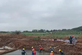 监理工资低，憋气还窝火图片