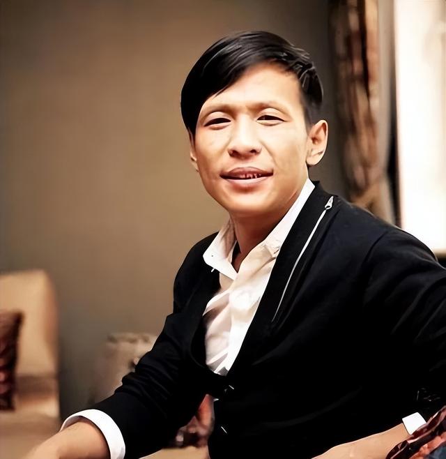 闫学晶就这样改写了自己的结局，留下的3个疑问	，是时候该解开了