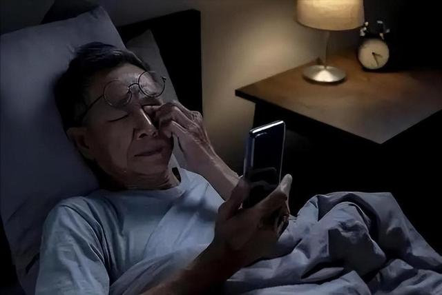 便利生活爽一时？AI展示2050年久坐后果，看完想立刻起身