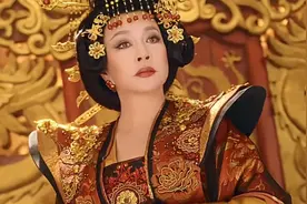 四次婚姻，依然风光无限，刘晓庆的婚姻说明一个问题图片