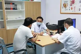 雄性激素到底有多重要？医生告诉你：60岁后缺少雄激素，或引2病图片