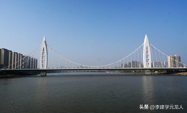灞河的早晨