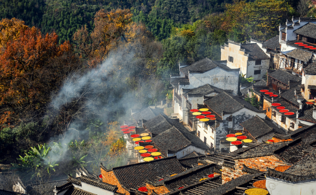 红叶配晒秋，解锁中国赏枫天花板