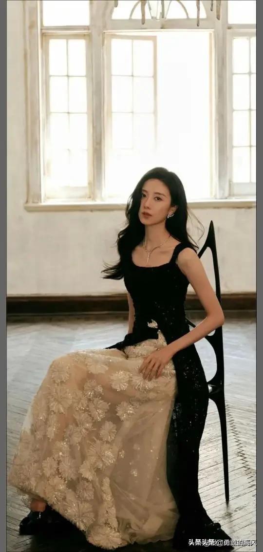 徐州第一美女？曹斐然，毕业于解放军艺术学院舞蹈系，美到穷词。