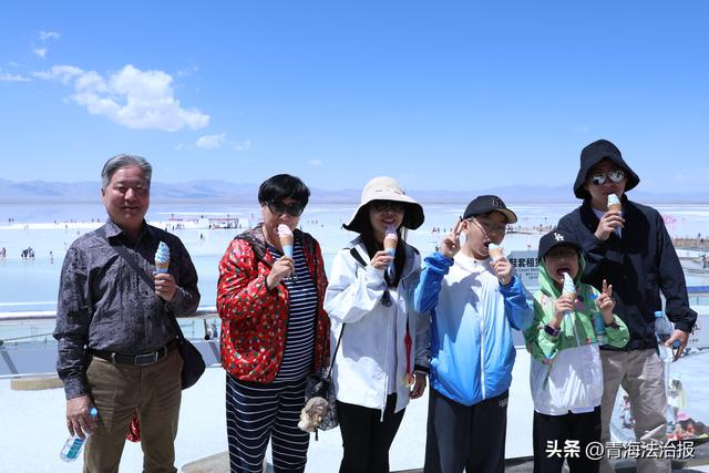 2025年茶卡盐湖景区接待游客量已突破200万人