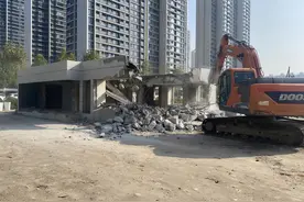 违建房变样板间，武汉市江岸区丹水池街道依法拆除图片