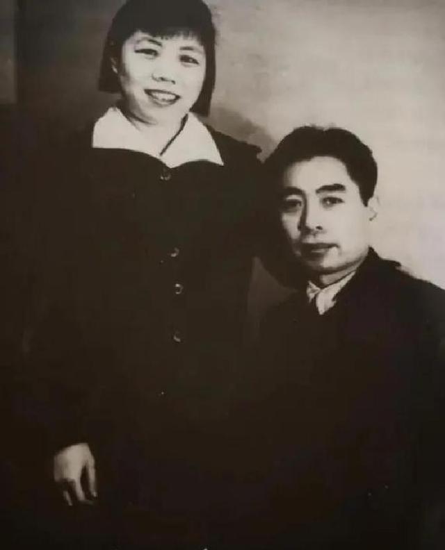 14年，李鹏坦白与周总理的真实关系：别人说我是他的养子，不正确