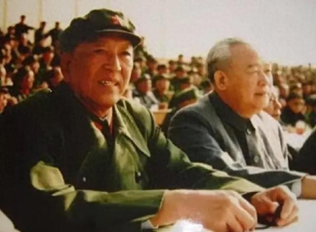 1976年，北京卫戍区副司令员邱巍高接到吴忠电话：你马上去中南海