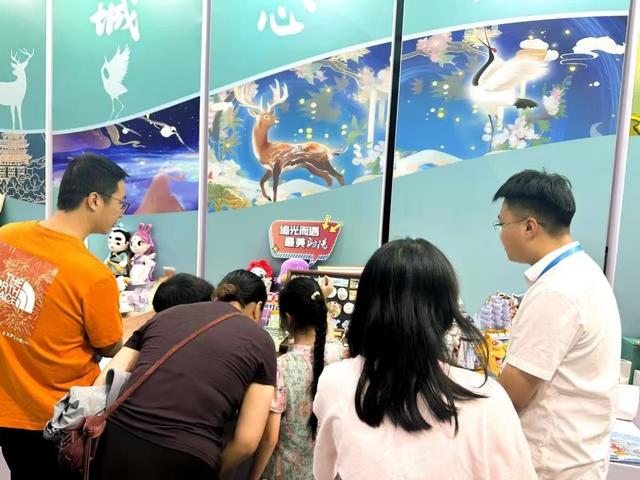 射阳文旅惊艳亮相第七届运博会