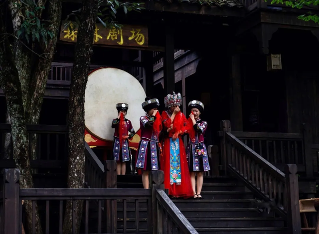 秋天旅行就来咸丰坪坝营，人少景美还出片！