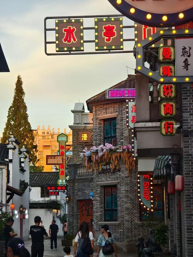 浙江没想到，安徽也没想到，现在的衢州，怎么突然这么火了