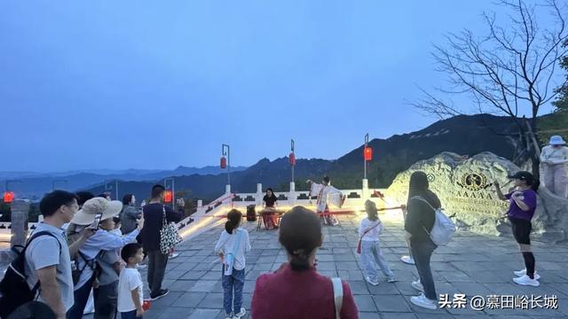 双节盛景过半 慕田峪风华正茂!秋日赏红攻略抢先收藏~