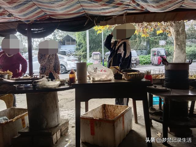 我妈安排的事是我支持的我就会满心欢喜地去做，不支持的就很反感